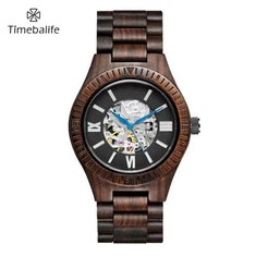 นาฬิกาผู้ชายไม้กล